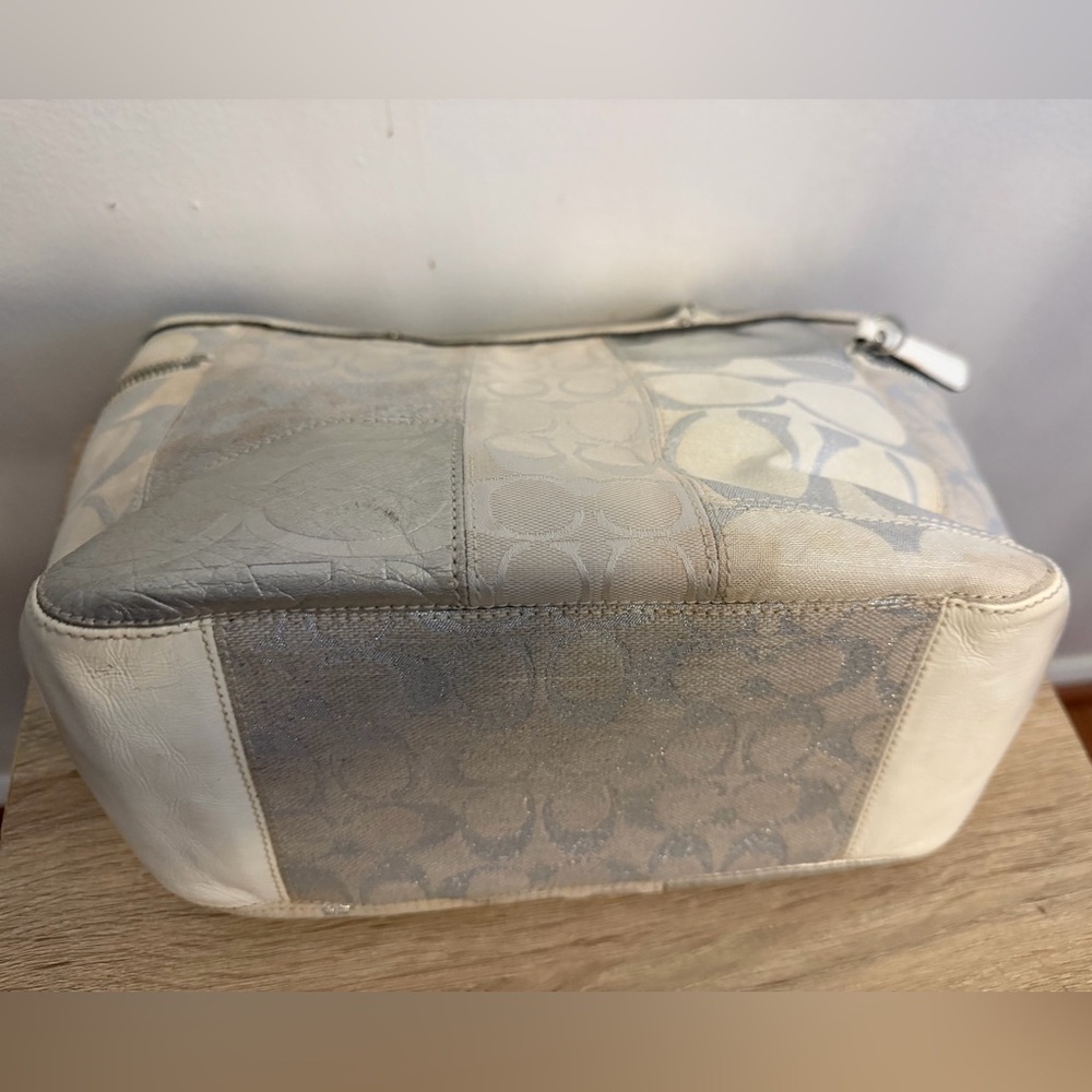 Coach Patchwork White and Silver Rare Tote bag - Picture 12 of 15